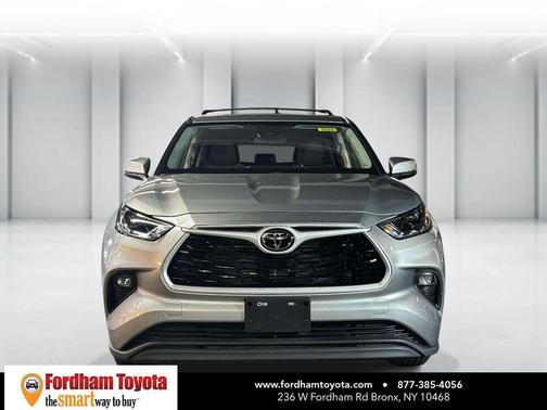 Celestial Silver Metallic 2024 Toyota Highlander LE