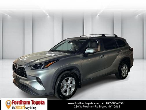Celestial Silver Metallic 2024 Toyota Highlander LE