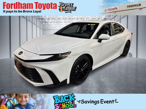 2025 Toyota Camry SE