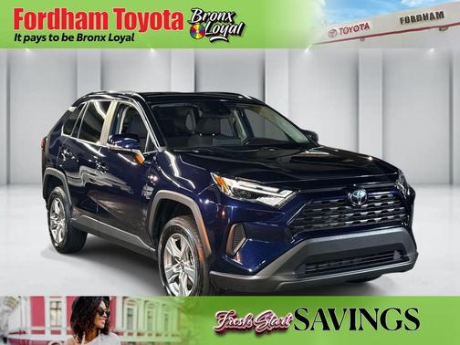 2025 Toyota RAV4 XLE