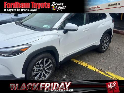 2022 Toyota Corolla Cross XLE