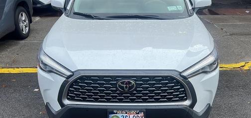 2022 Toyota Corolla Cross XLE