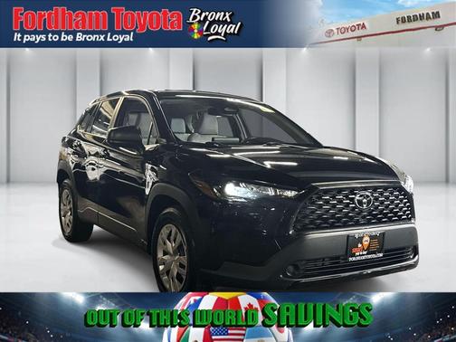 Jet Black 2024 Toyota Corolla Cross L