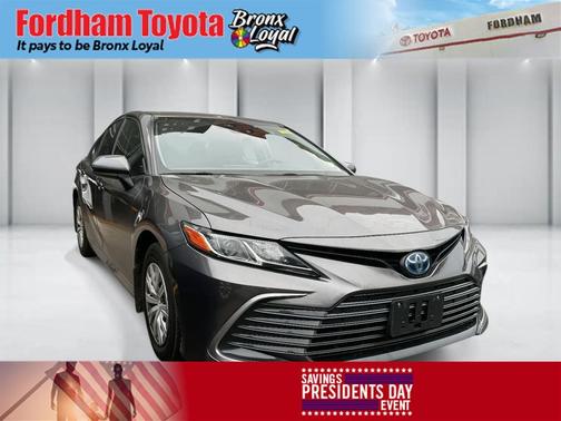 2022 Toyota Camry LE