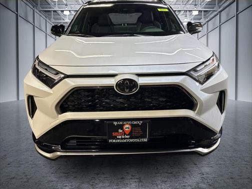 2025 Toyota RAV4 Hybrid SE