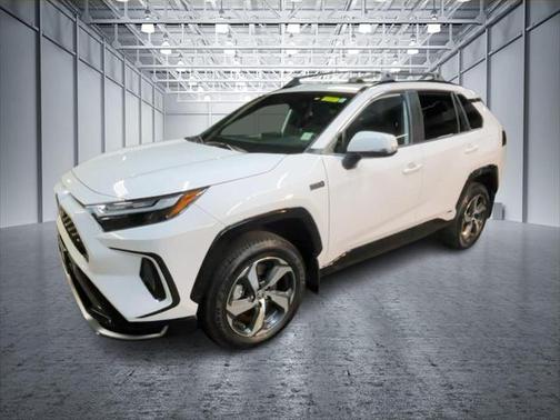 2024 Toyota RAV4 Prime SE