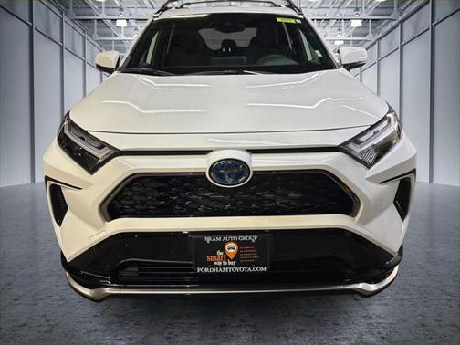 2024 Toyota RAV4 Prime SE