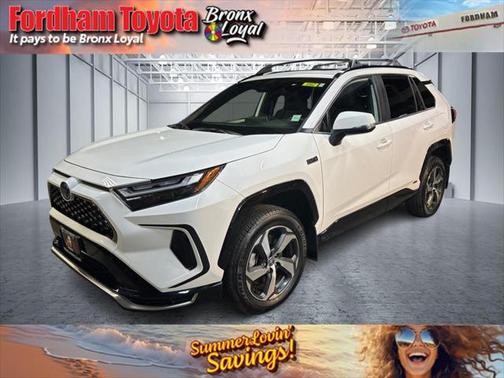 2024 Toyota RAV4 Prime SE