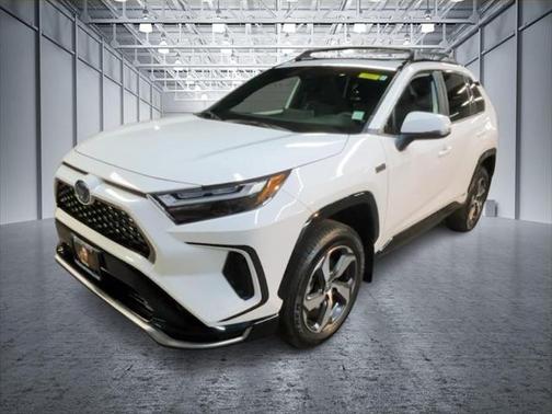 2024 Toyota RAV4 Prime SE