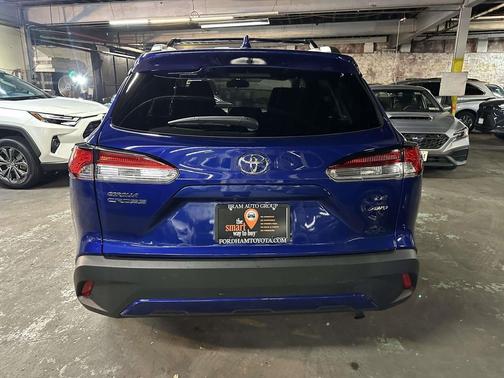 2022 Toyota Corolla Cross LE