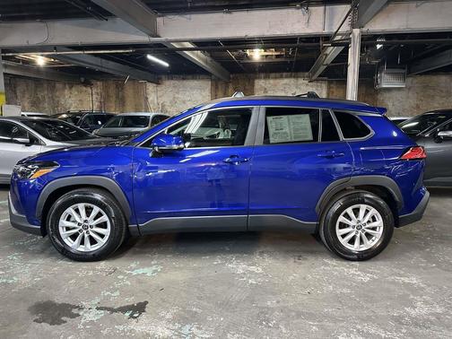 2022 Toyota Corolla Cross LE