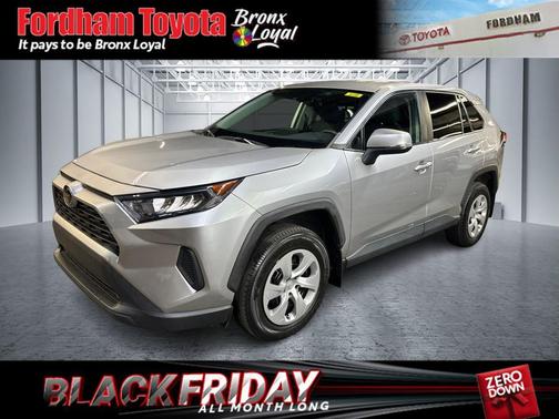 2022 Toyota RAV4 LE