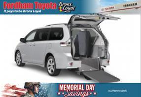 Ice Cap 2025 Toyota Sienna LE