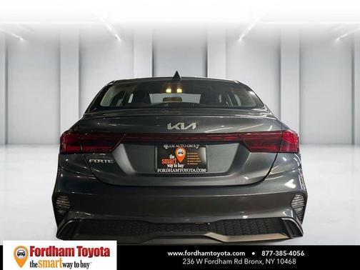 Gravity Gray 2024 Kia Forte LXS