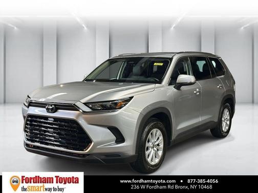 Celestial Silver Metallic 2025 Toyota Grand Highlander XLE