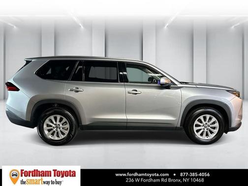 Celestial Silver Metallic 2025 Toyota Grand Highlander XLE