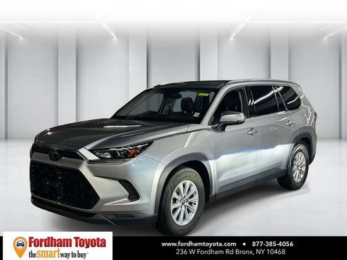 Celestial Silver Metallic 2025 Toyota Grand Highlander XLE