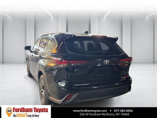 2025 Toyota Highlander XLE