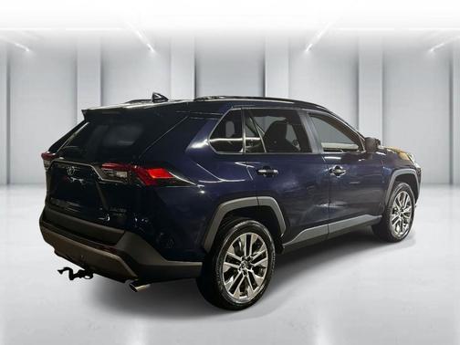 2020 Toyota RAV4 Limited