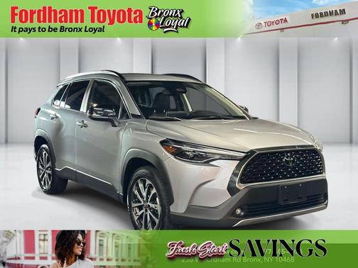 2025 Toyota Corolla Cross XLE