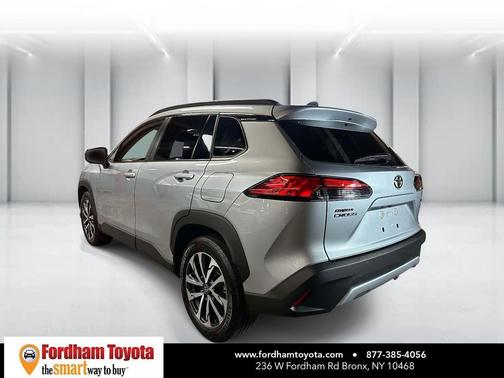 2025 Toyota Corolla Cross XLE