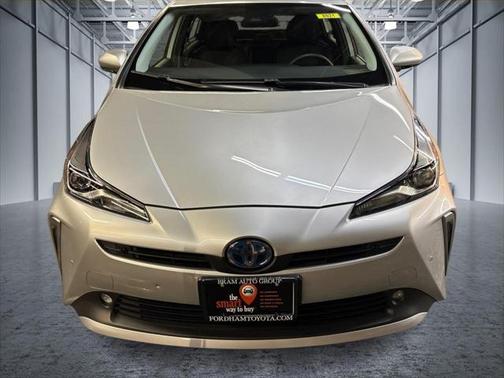 2022 Toyota Prius LE