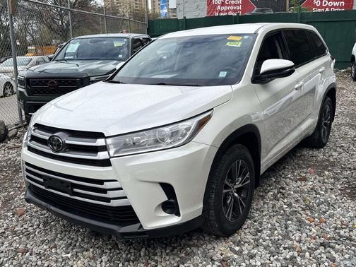 2018 Toyota Highlander LE