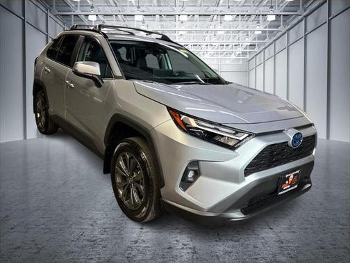 2024 Toyota RAV4 Hybrid XLE Premium