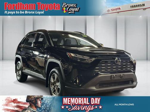 Midnight Black Metallic 2022 Toyota RAV4 XLE