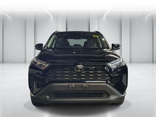 Midnight Black Metallic 2022 Toyota RAV4 XLE