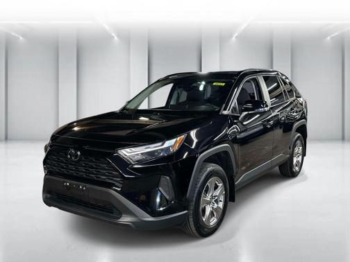 Midnight Black Metallic 2022 Toyota RAV4 XLE