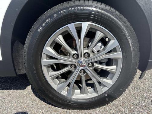 2022 Buick Envision FWD Preferred
