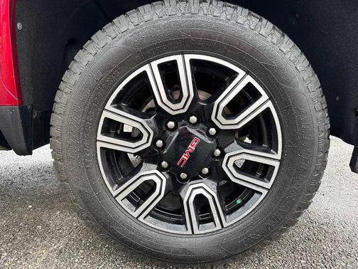 2022 GMC Sierra 2500 AT4