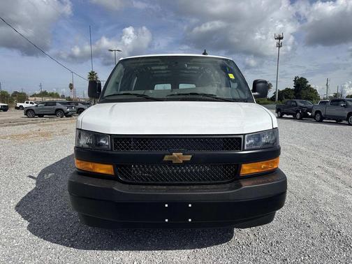 2025 Chevrolet Express 2500 RWD 2500 Regular Wheelbase WT
