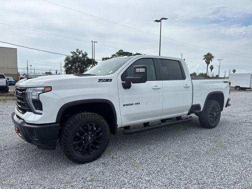 2025 Chevrolet Silverado 2500 LT