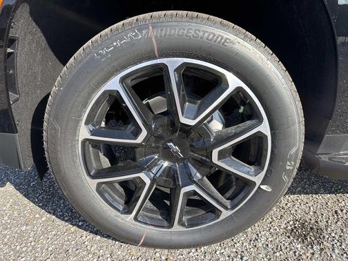 2026 Chevrolet Tahoe 2WD RST
