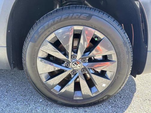 2024 Volkswagen Taos 1.5T S