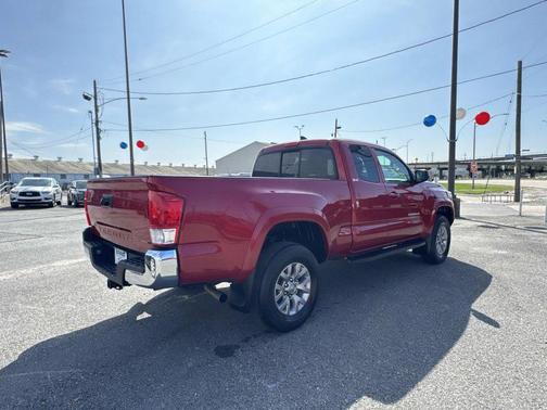 2016 Toyota Tacoma SR5