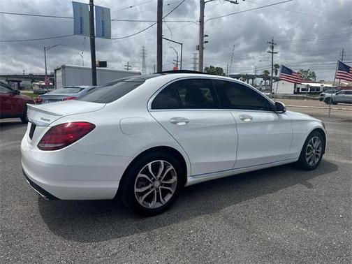 2017 Mercedes-Benz C-Class C 300 4MATIC Luxury