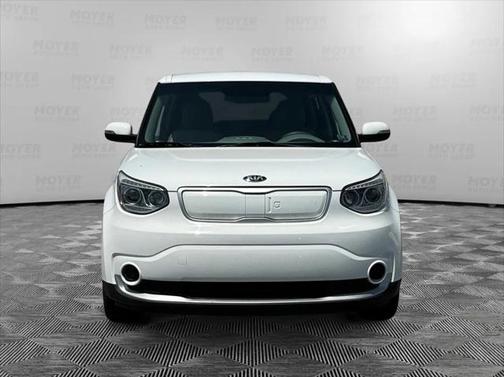 2015 Kia Soul EV Base