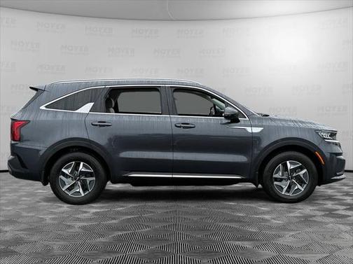 2022 Kia Sorento Hybrid S