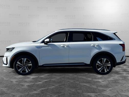 Snow White Pearl 2023 Kia Sorento Hybrid EX