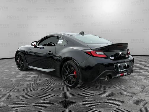 2024 Toyota GR86 Premium