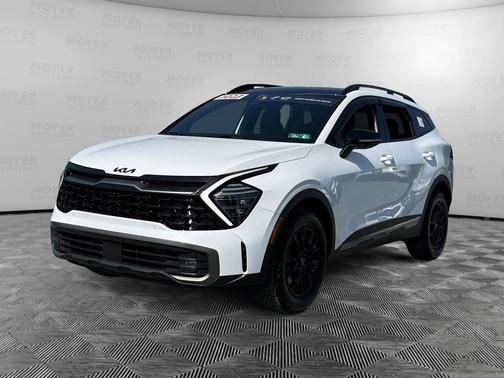 Glacial White Pearl 2023 Kia Sportage S