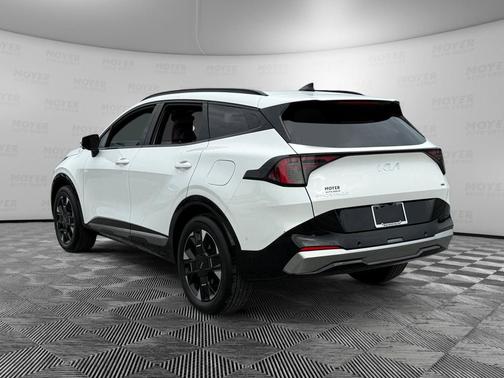 Snow White Pearl 2026 Kia Sportage Hybrid SX-Prestige