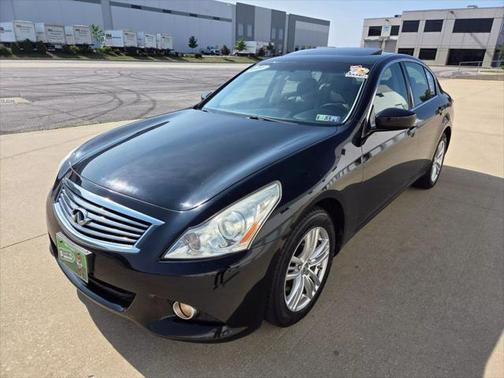 2012 INFINITI G37 G37x Sedan 4D