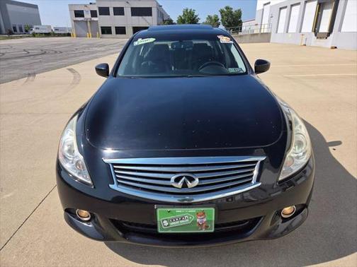 2012 INFINITI G37 G37x Sedan 4D