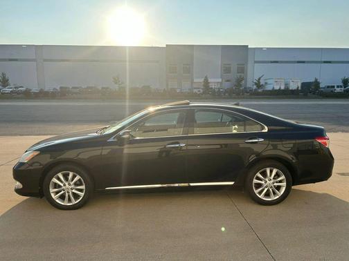 2010 Lexus ES 350 Base