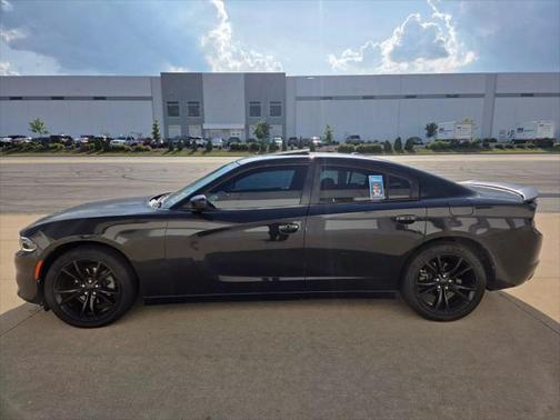 2016 Dodge Charger SE