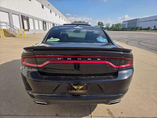 2016 Dodge Charger SE